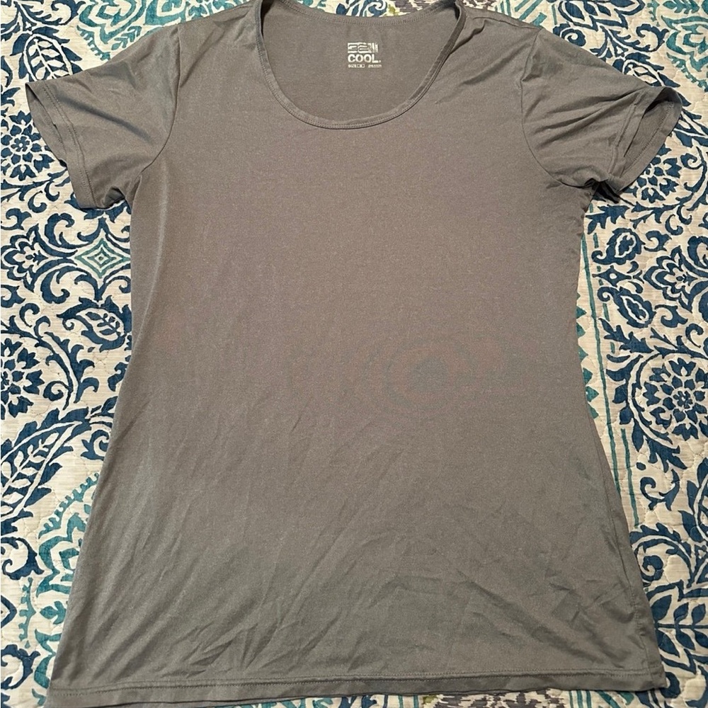 Women's 32 Degrees Cool Scoop Neck Short Sleeve Top - Gray